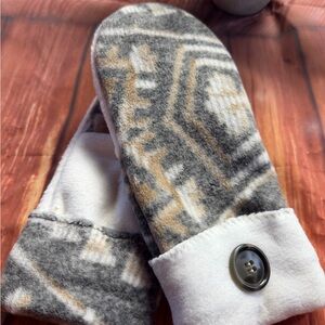 Gray and White Patterned Mittens